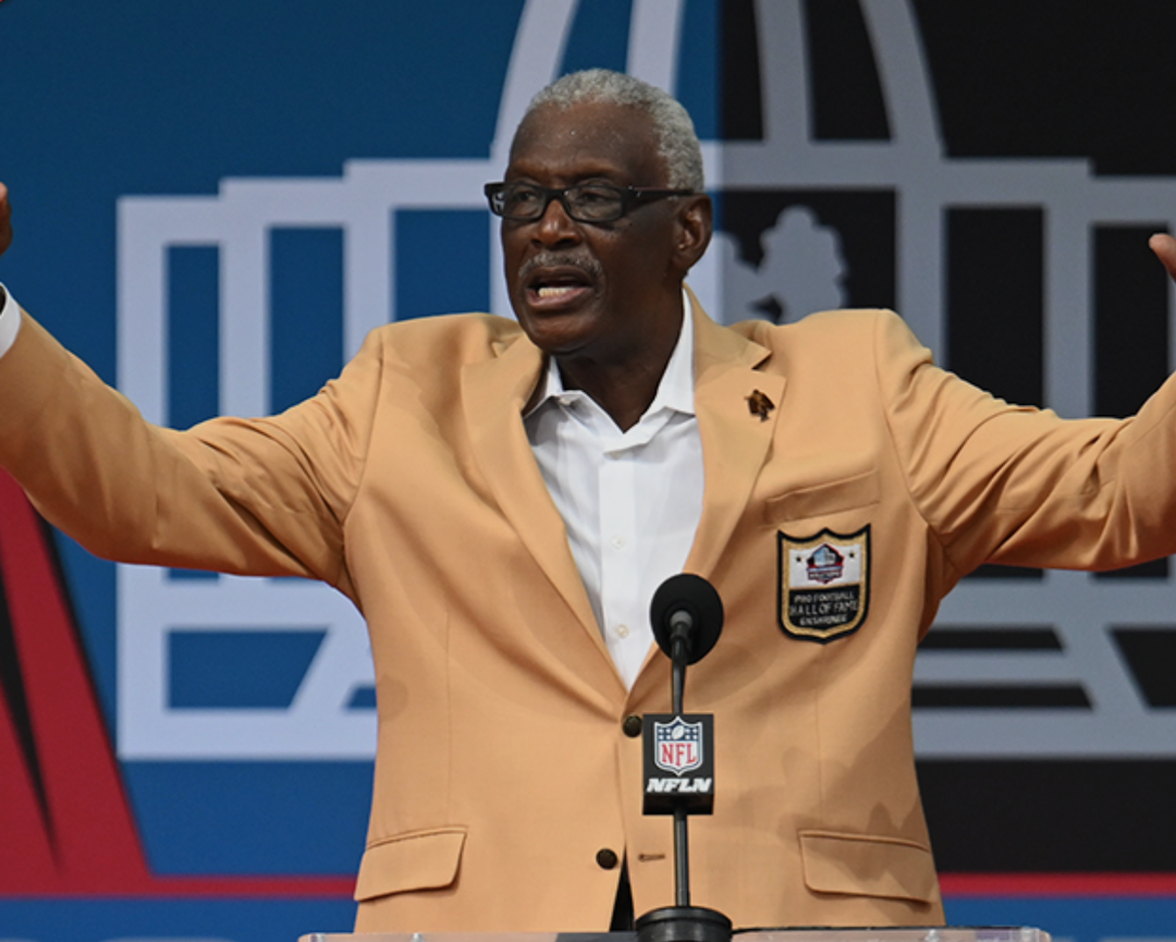 Harold Carmichael makes long-awaited entry to Pro Football Hall of Fame